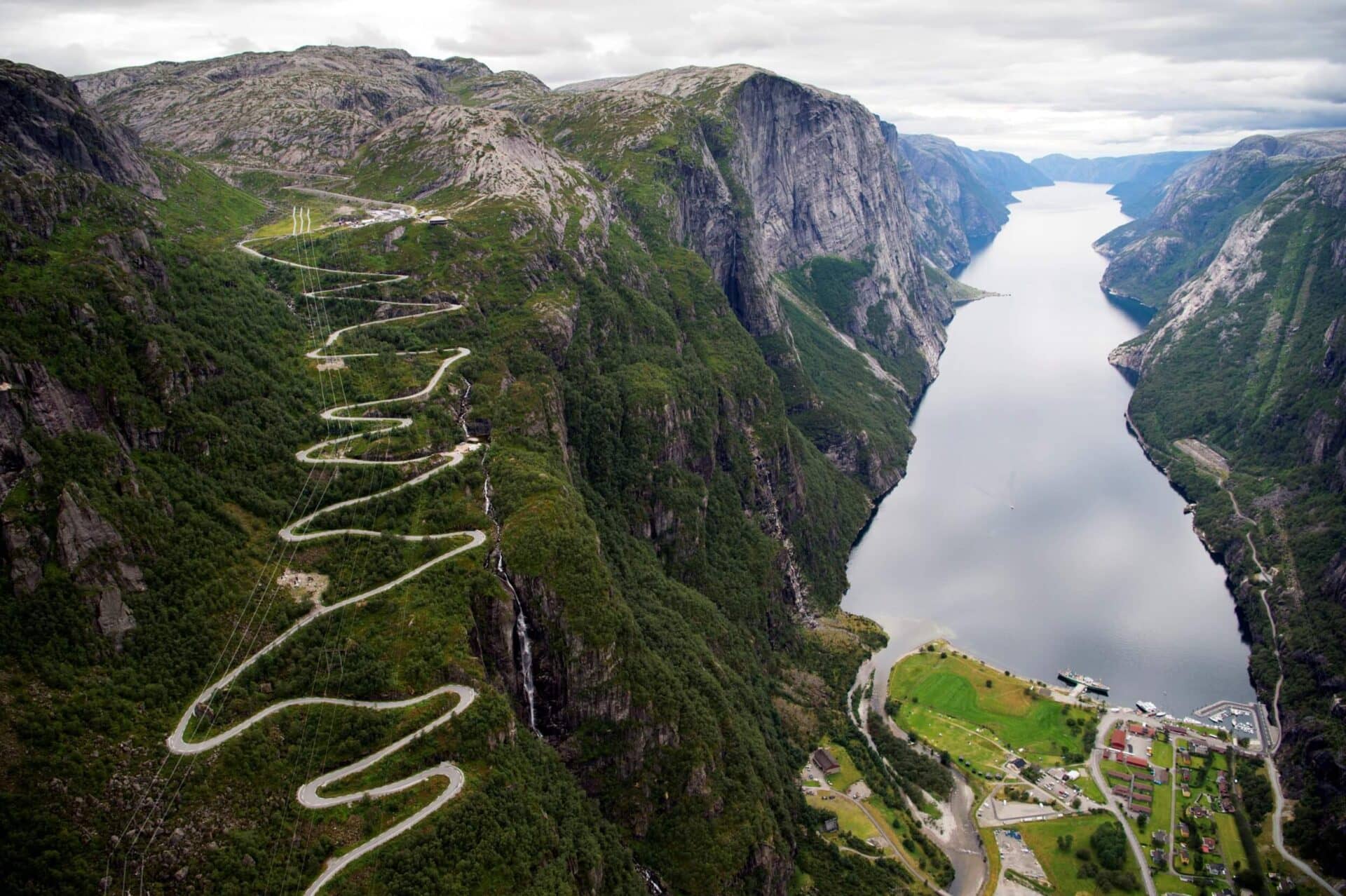 Lysevegen Scenic Drive