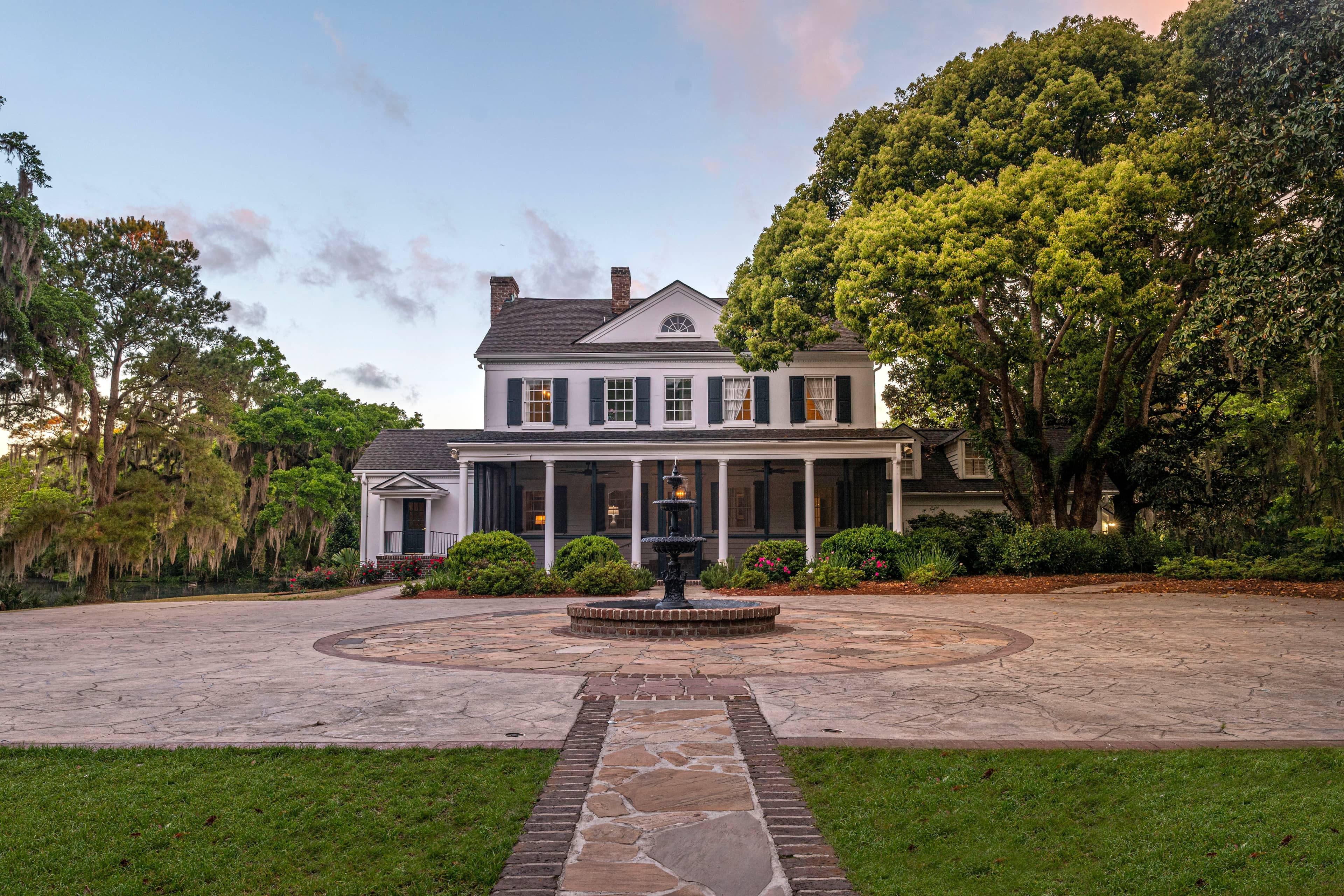 Historic Legare Waring House