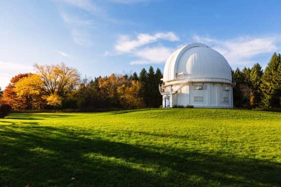 Canada's Largest Optical Telescope