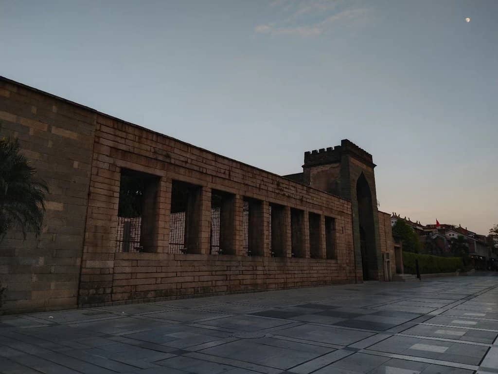 Tranquil Museum Atmosphere