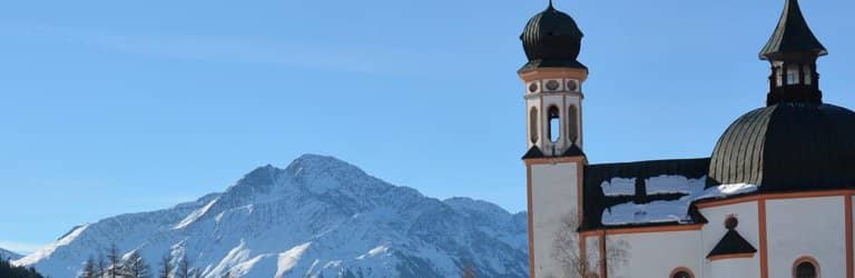 Picturesque Meadow Setting