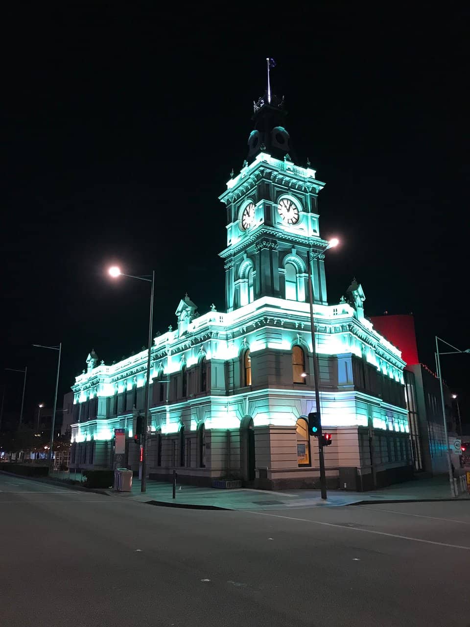 Excellent Sound & Lighting