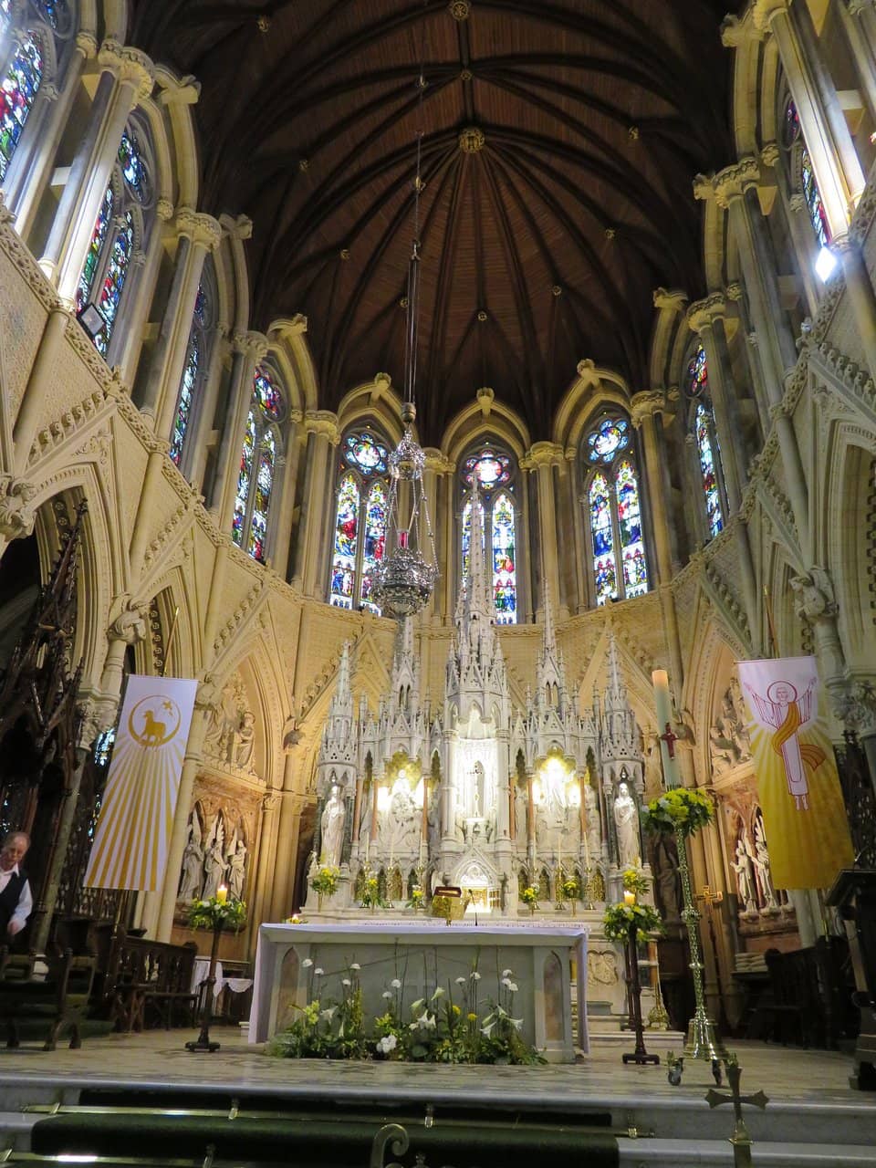 Panoramic Harbor Views