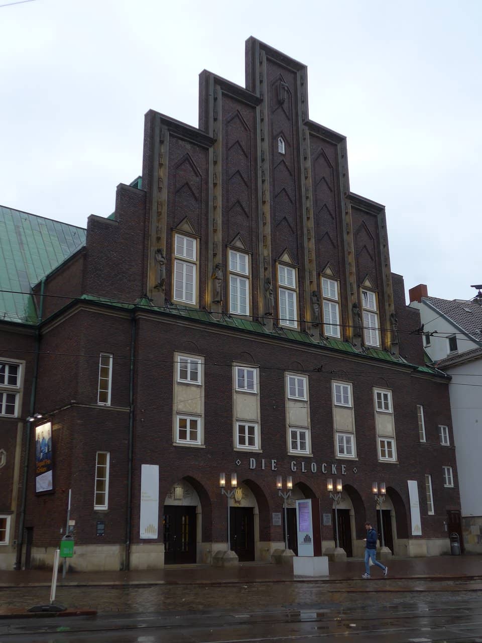 Art Deco Lobby & Bar