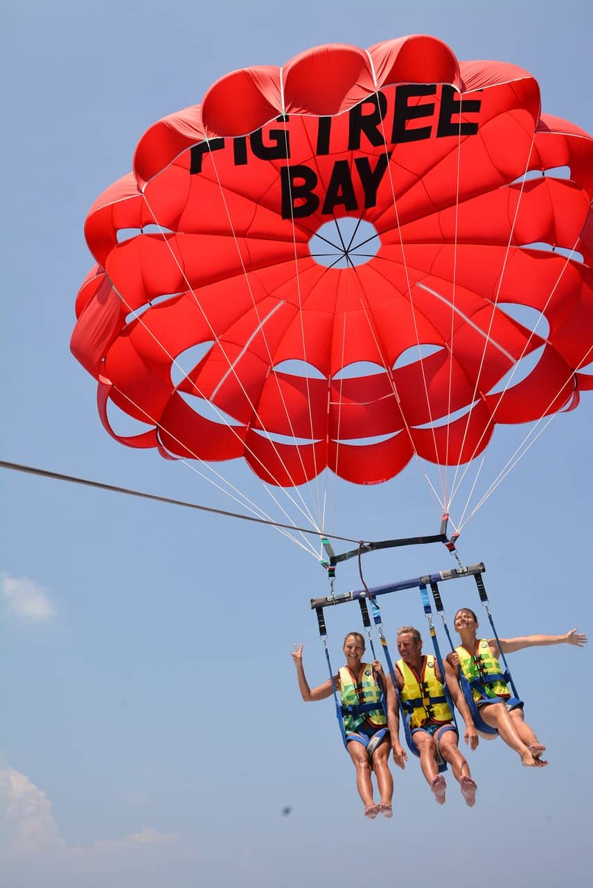 Wakeboarding & Wakesurfing
