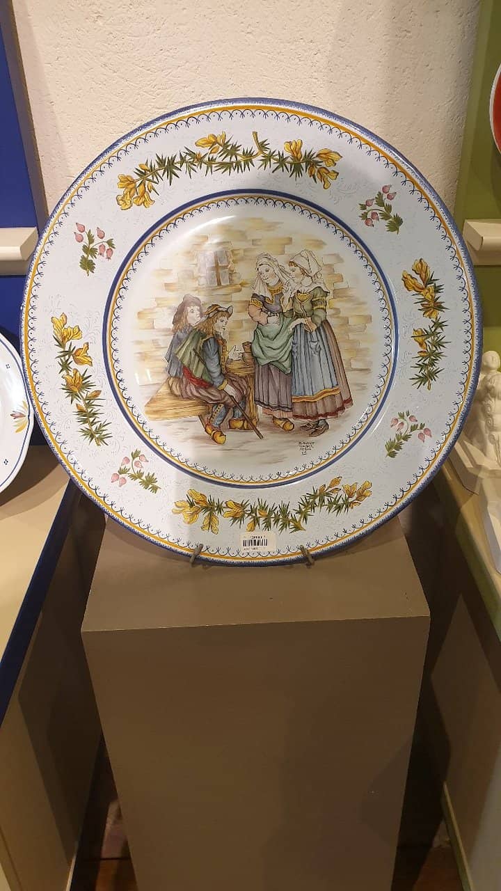 Contemporary Faience Designs