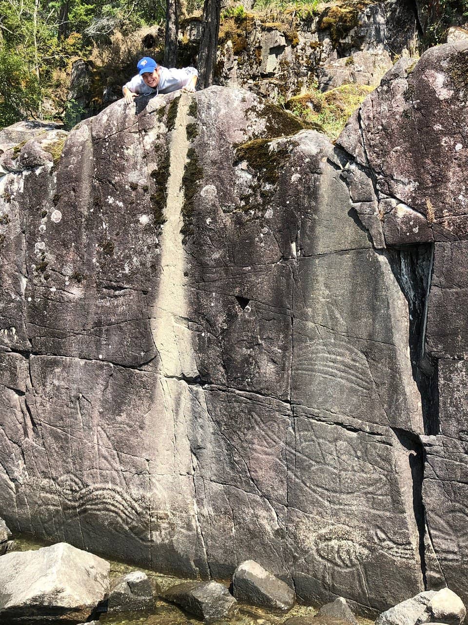 Peaceful Lakeside Setting