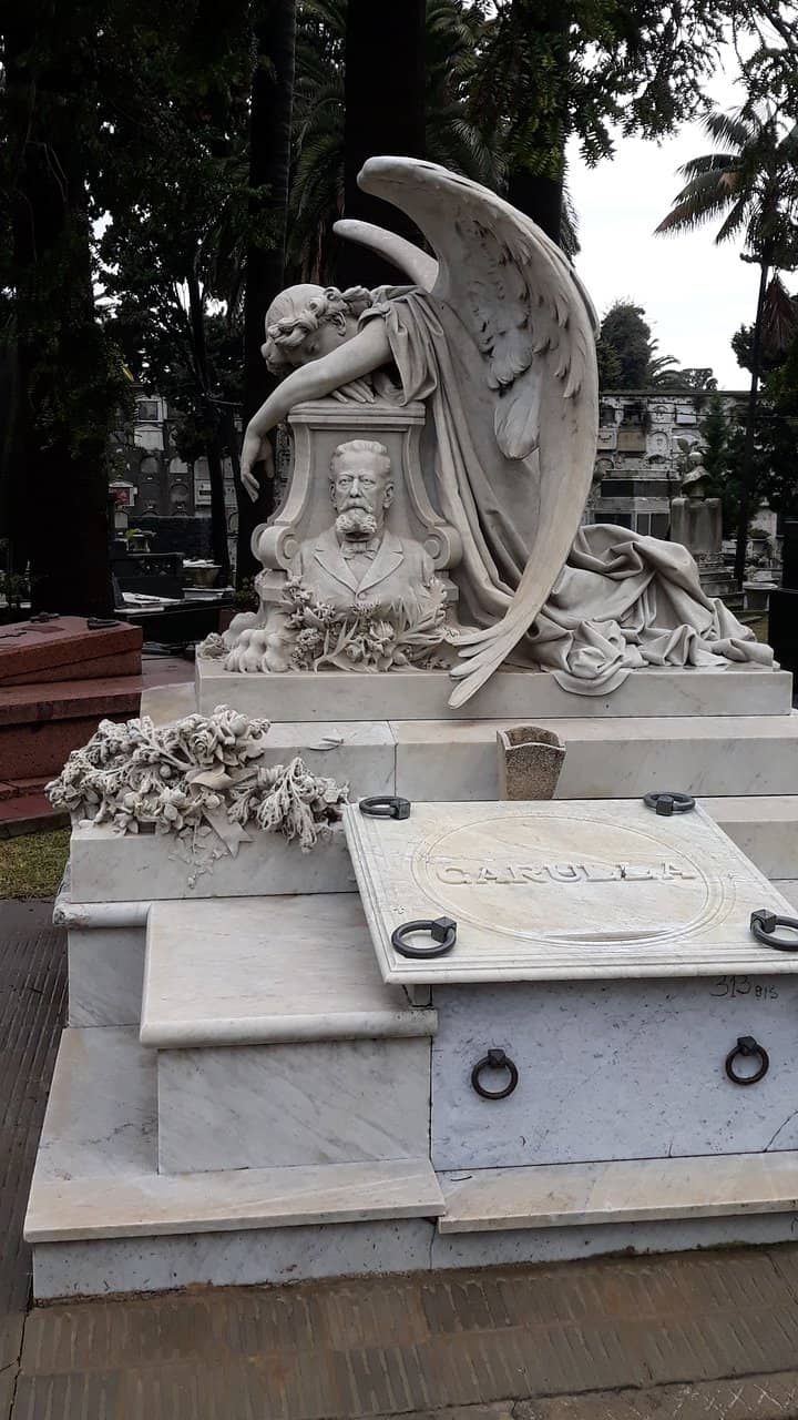 Tomb of China Zorrilla