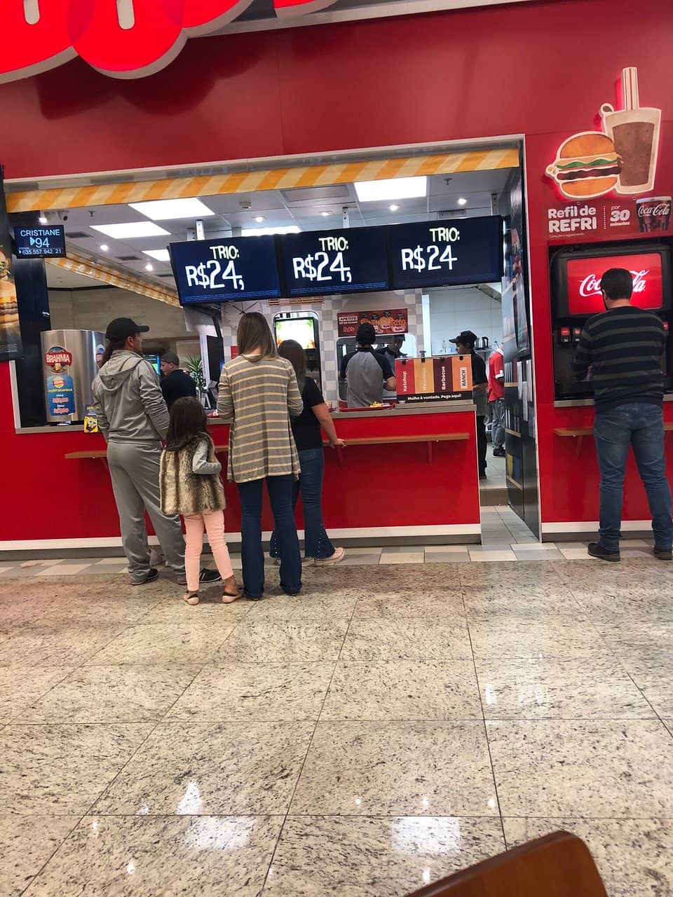 6-Screen Cinema Experience