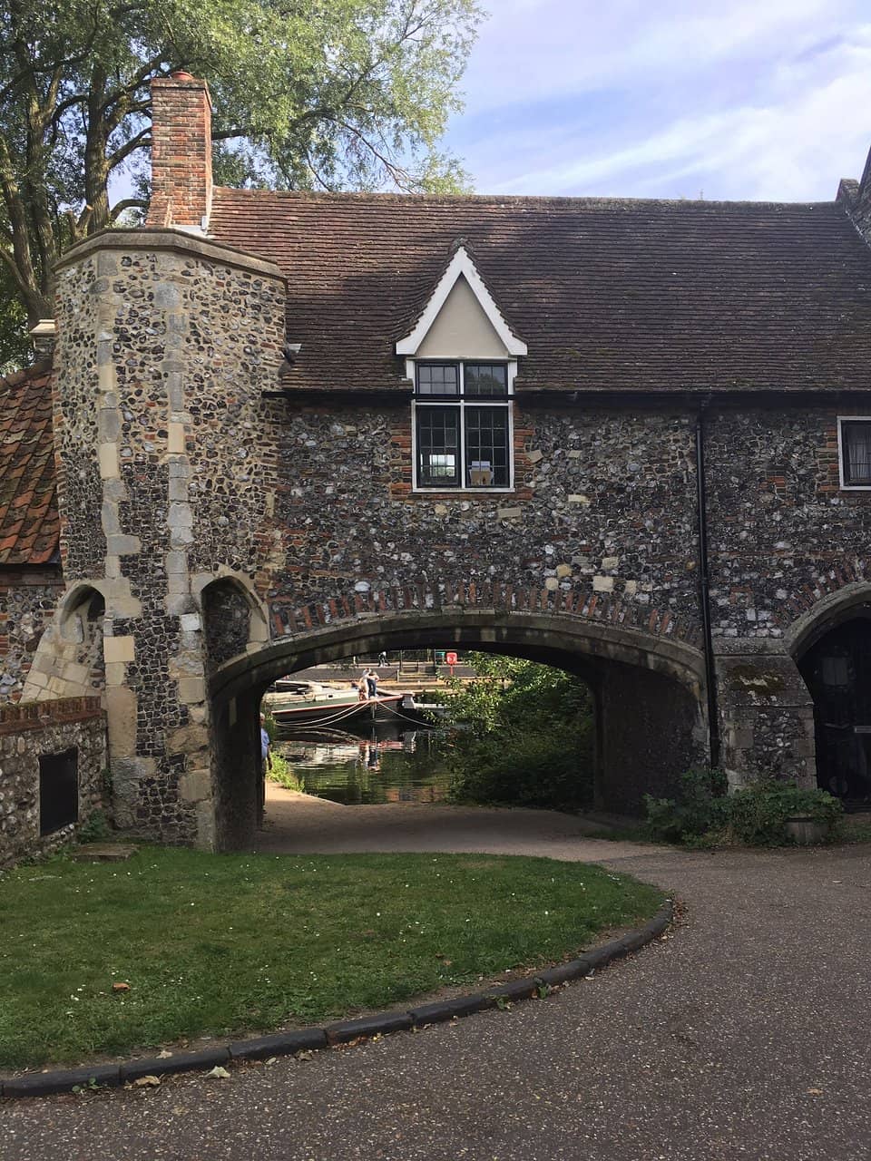Scenic Riverside Walk