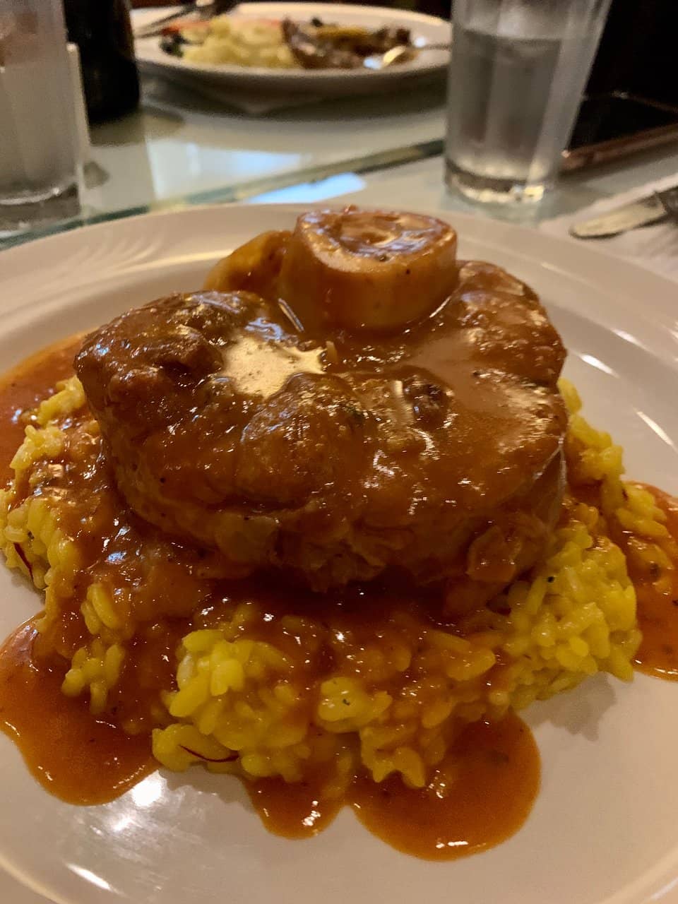 Charming Courtyard Dining