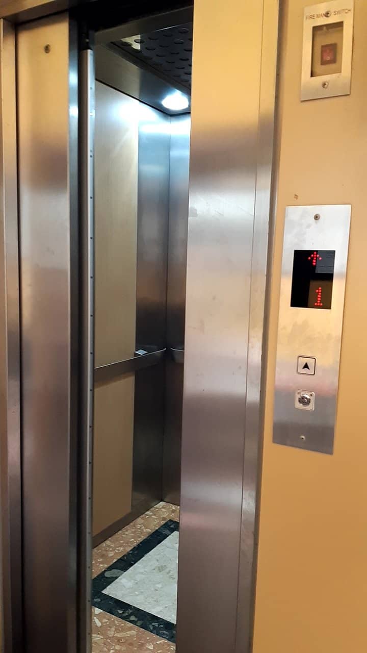 Traditional Steam Herbs Massage