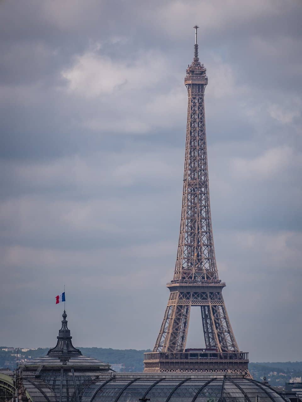 Nighttime Illumination Spectacle