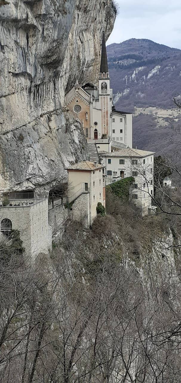 Panoramic Valley Views