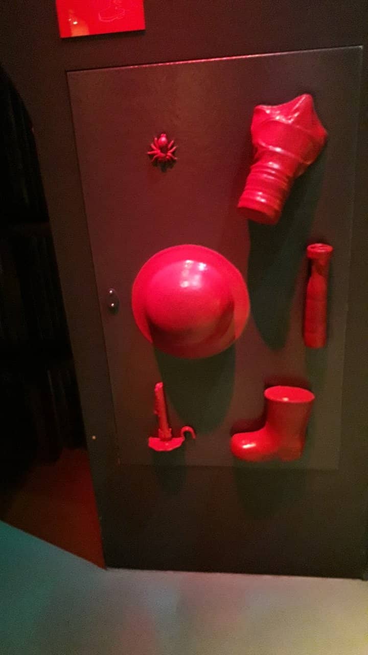 WW1 and Early Twentieth Century Exhibits