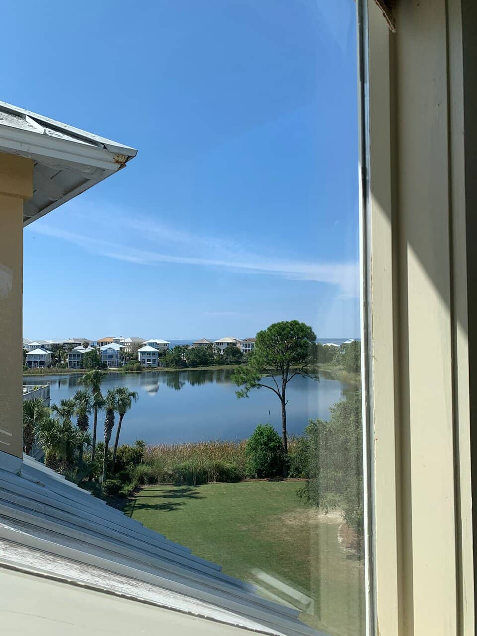 Community Pools & Amenities