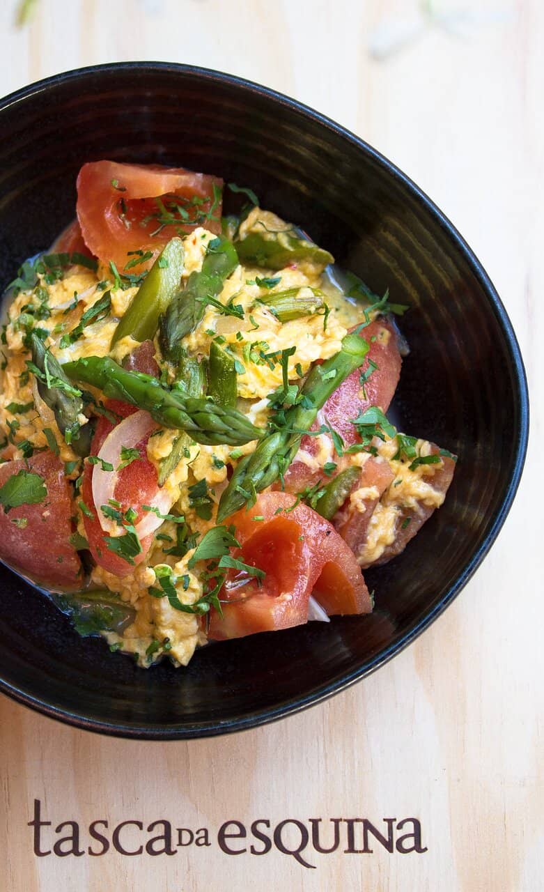 Authentic Petiscos and Seasonal Ingredients