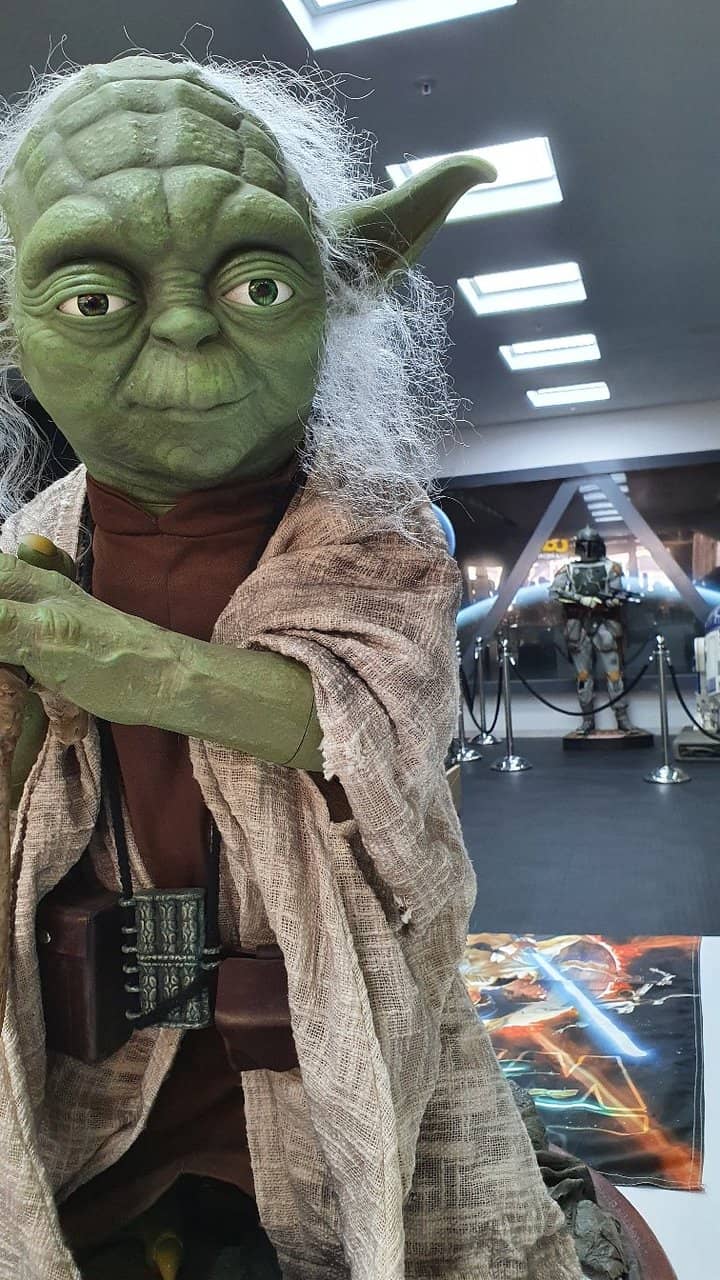 Life-Size Statues & Displays