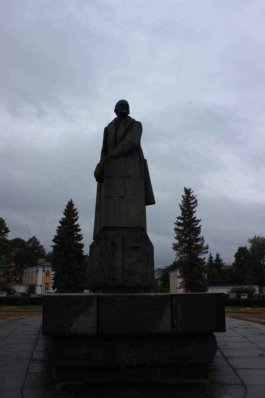 Architectural Surroundings