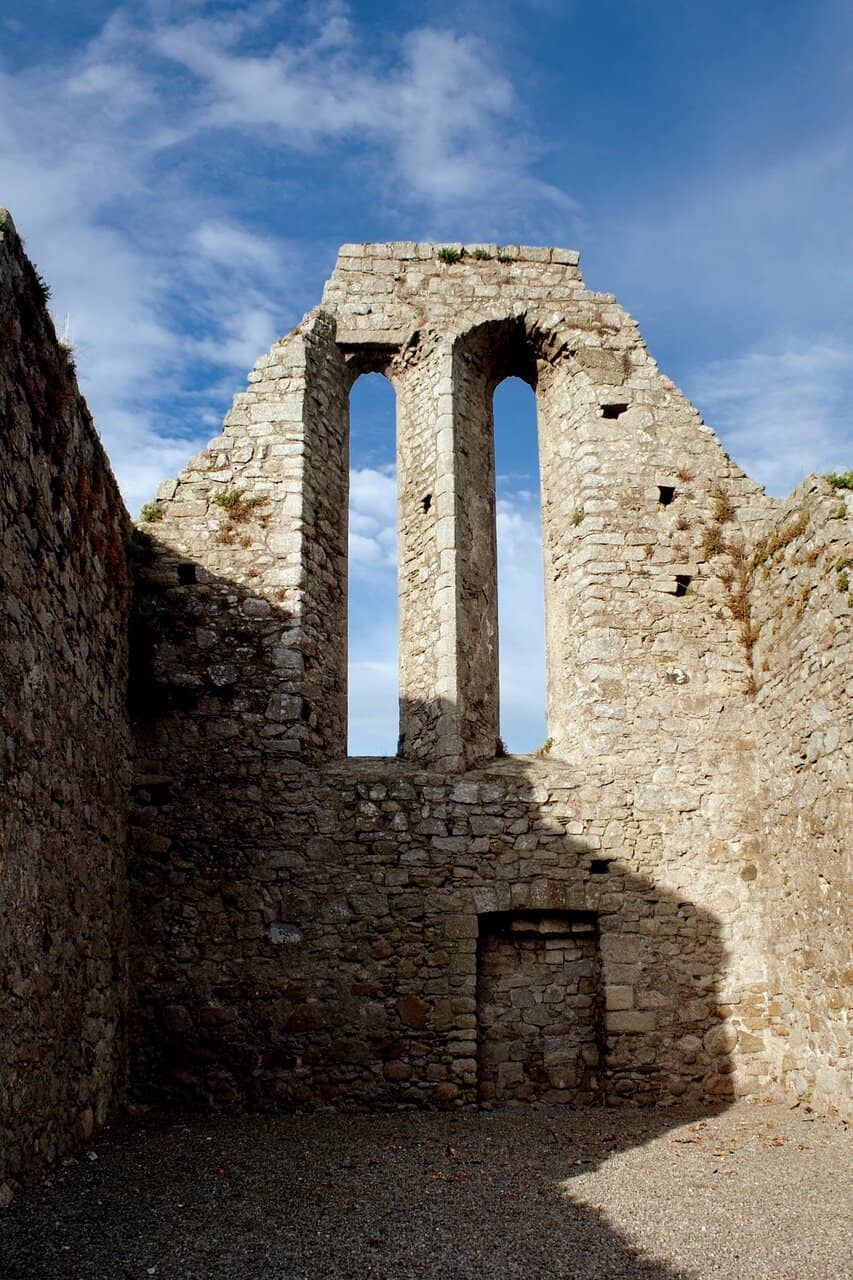 Well-Maintained Gardens