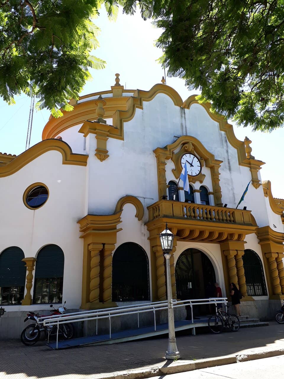 Plaza Independencia Views