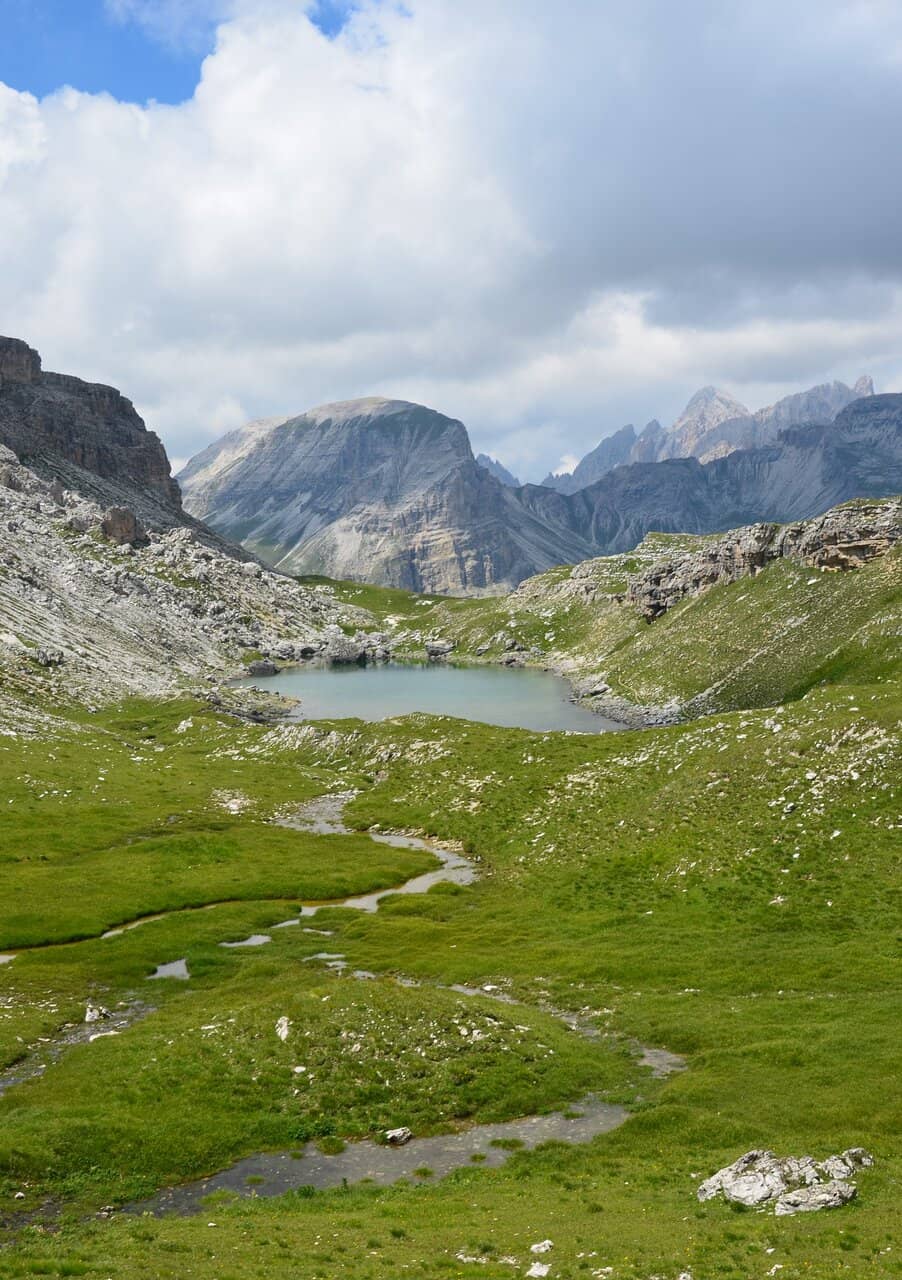 High-Altitude Picnic Experience