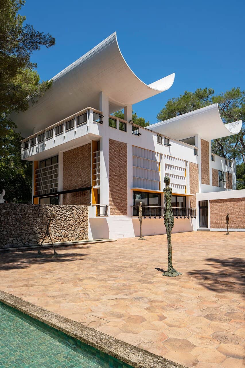 Giacometti Courtyard