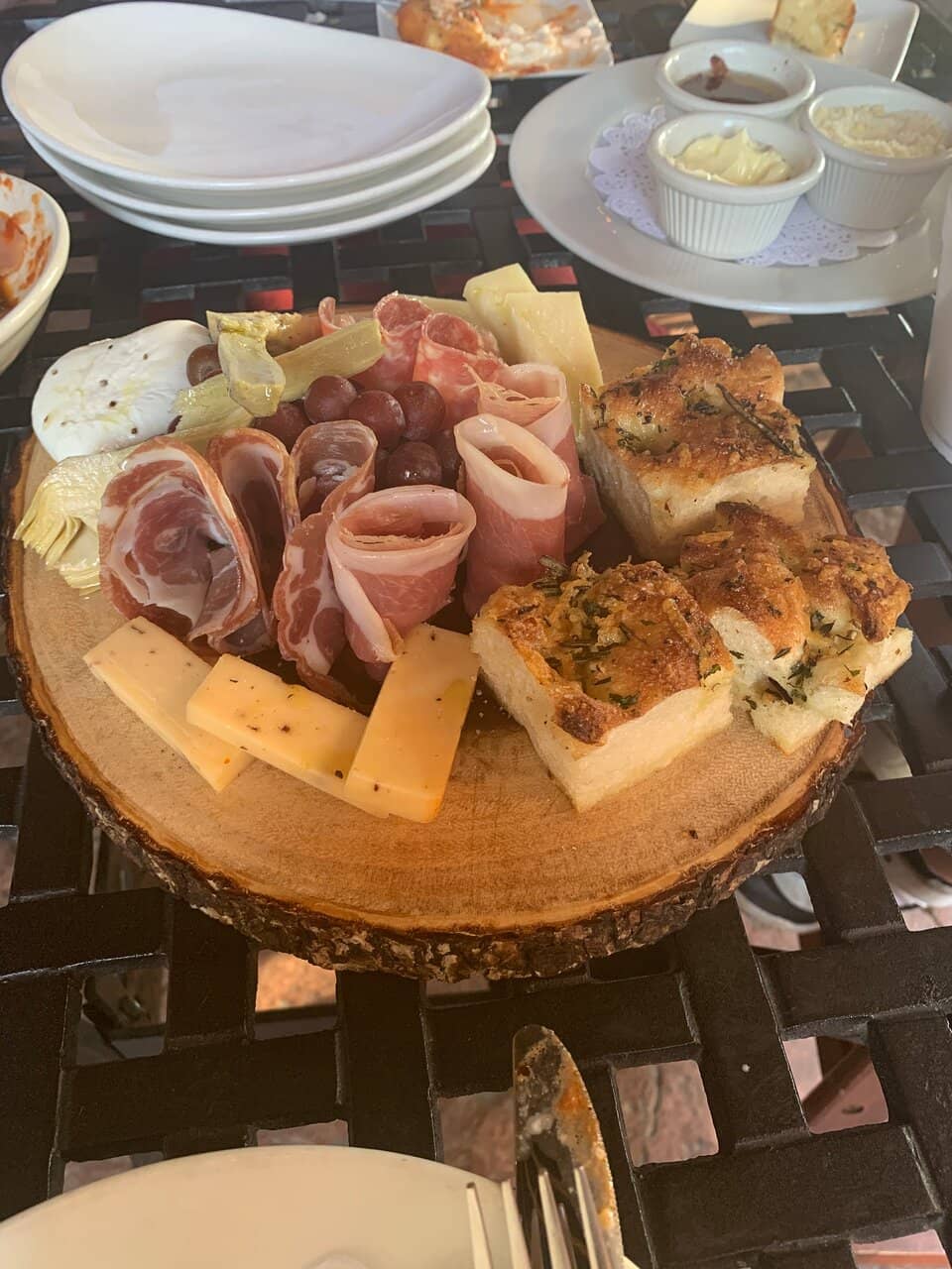 Lively Courtyard Ambiance