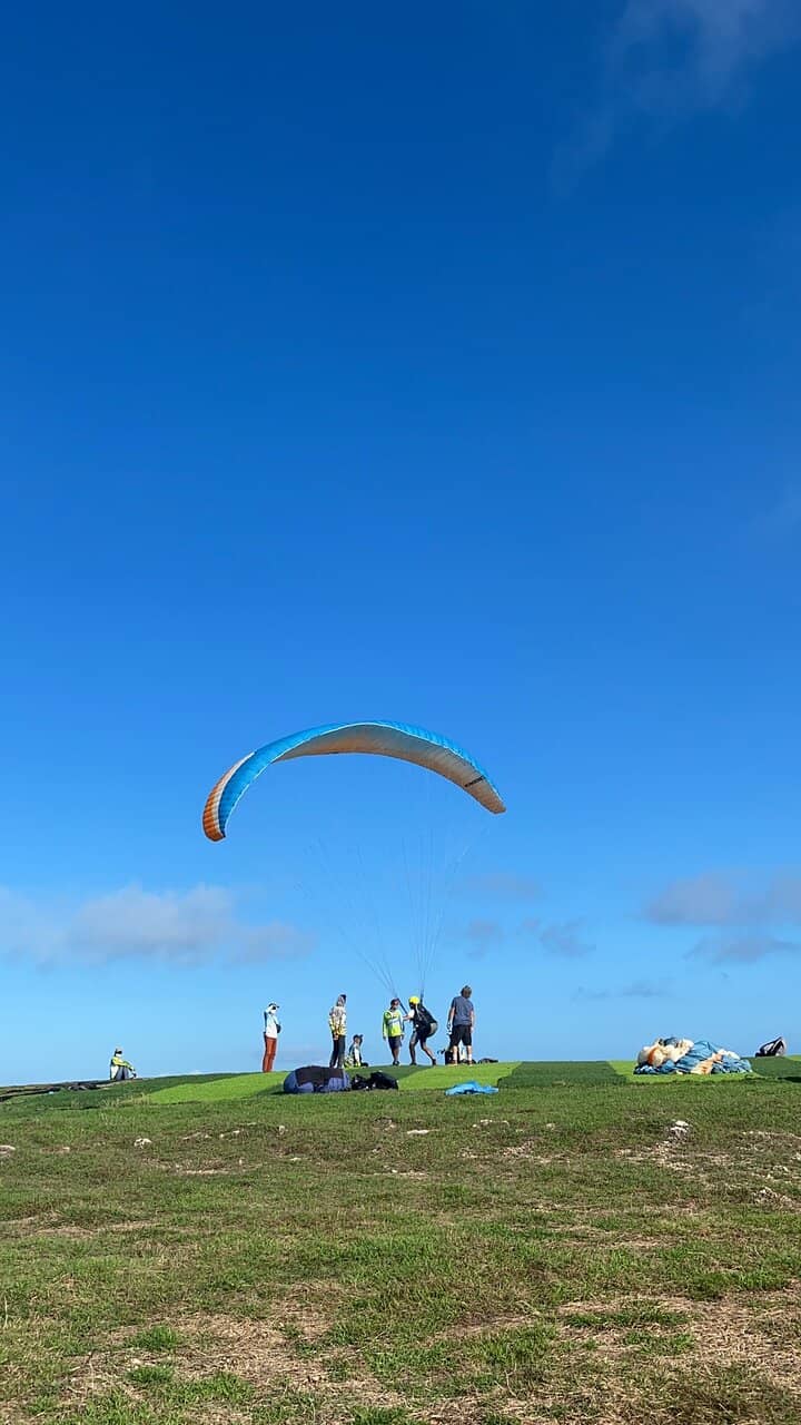Thrilling Tandem Flight