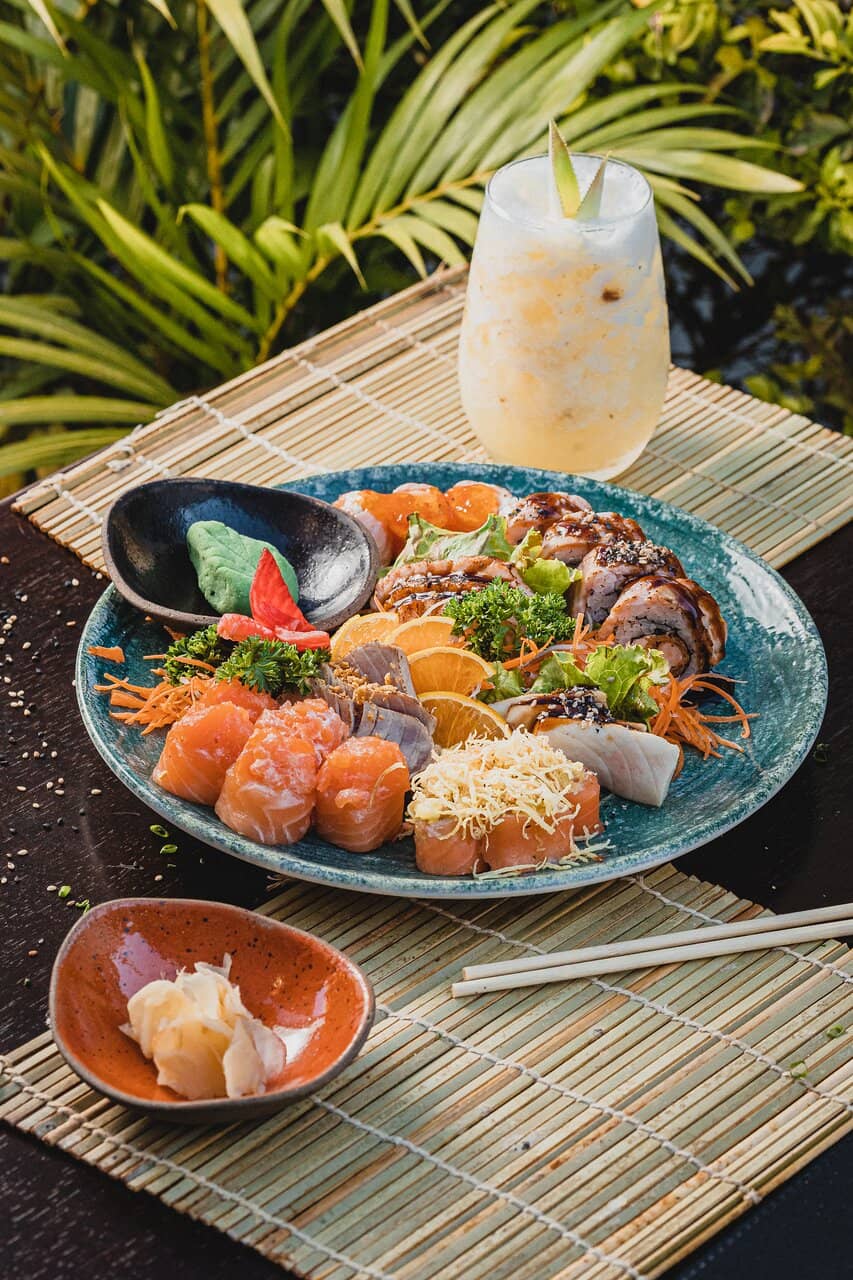 Lively Atmosphere with Live Music