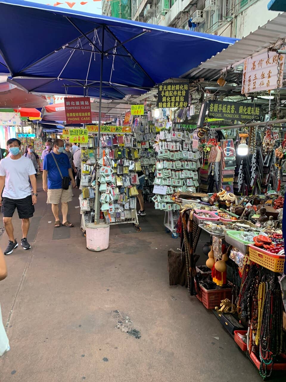 Unique Gifts & Souvenirs