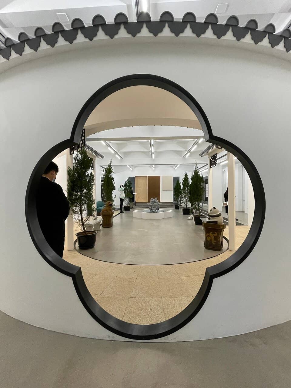 Evelyn Taocheng Wang: An Equivocal Contrast