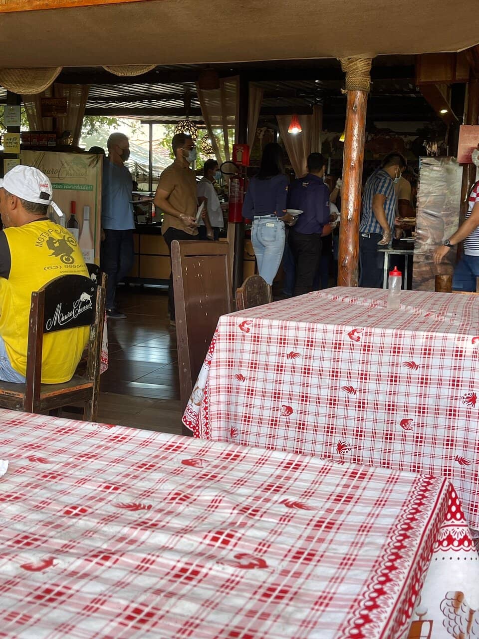 Vibrant Atmosphere & Live Music