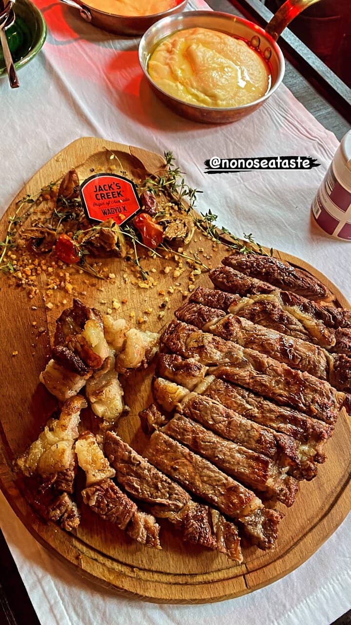 Elegant Atmosphere and Ambiance