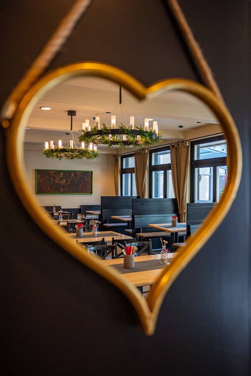 Pig Knuckle Perfection