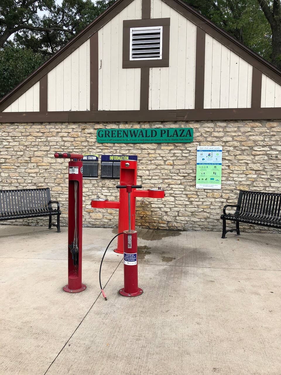 Fox Riverfront Serenity