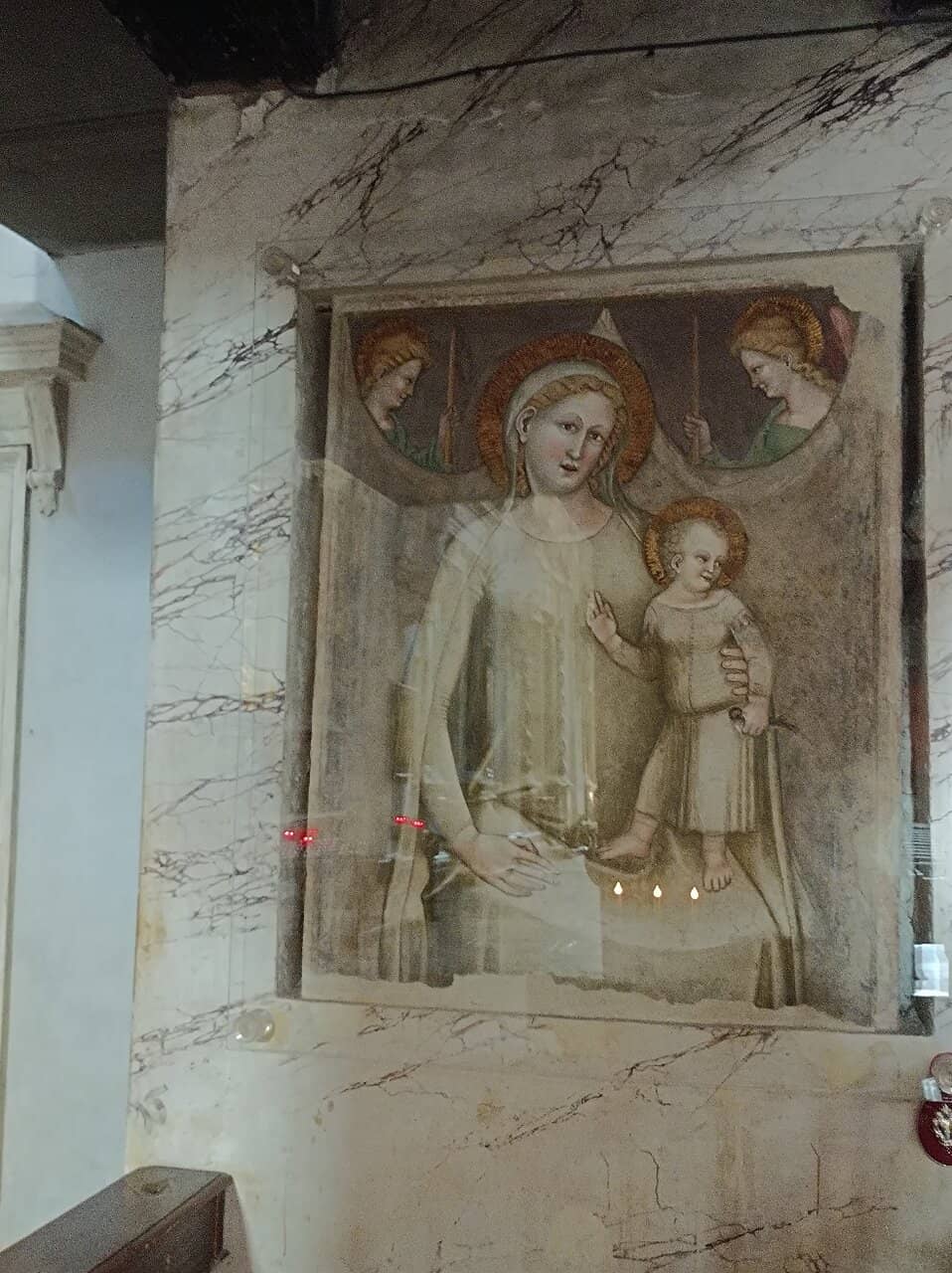 The 'Mirror' Illusion