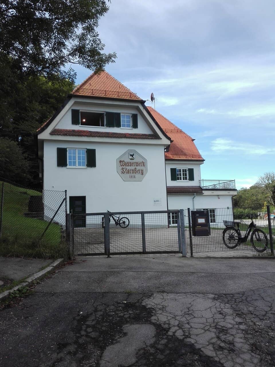 Cave and Rock Formations