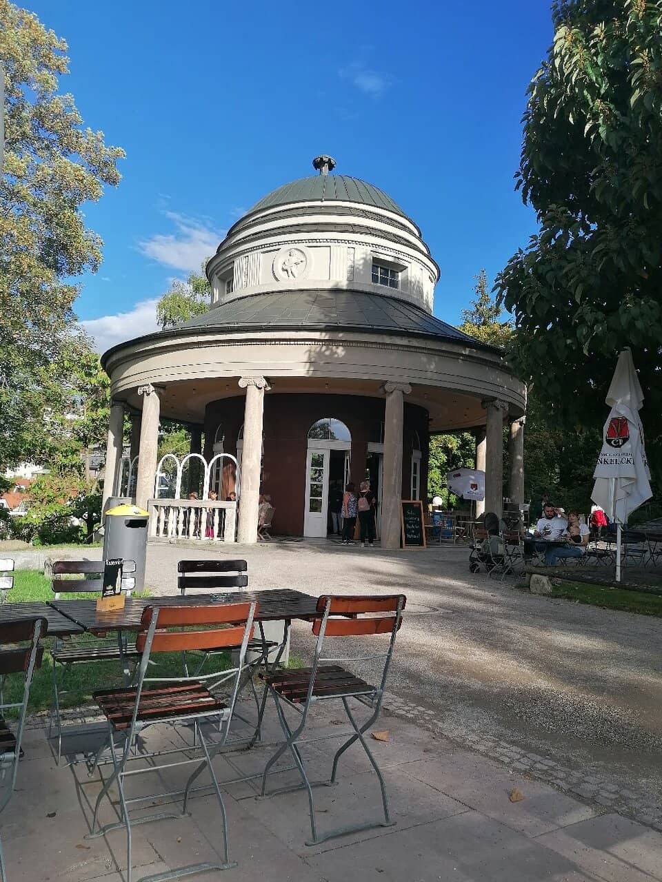 Weissenburgpark Gardens