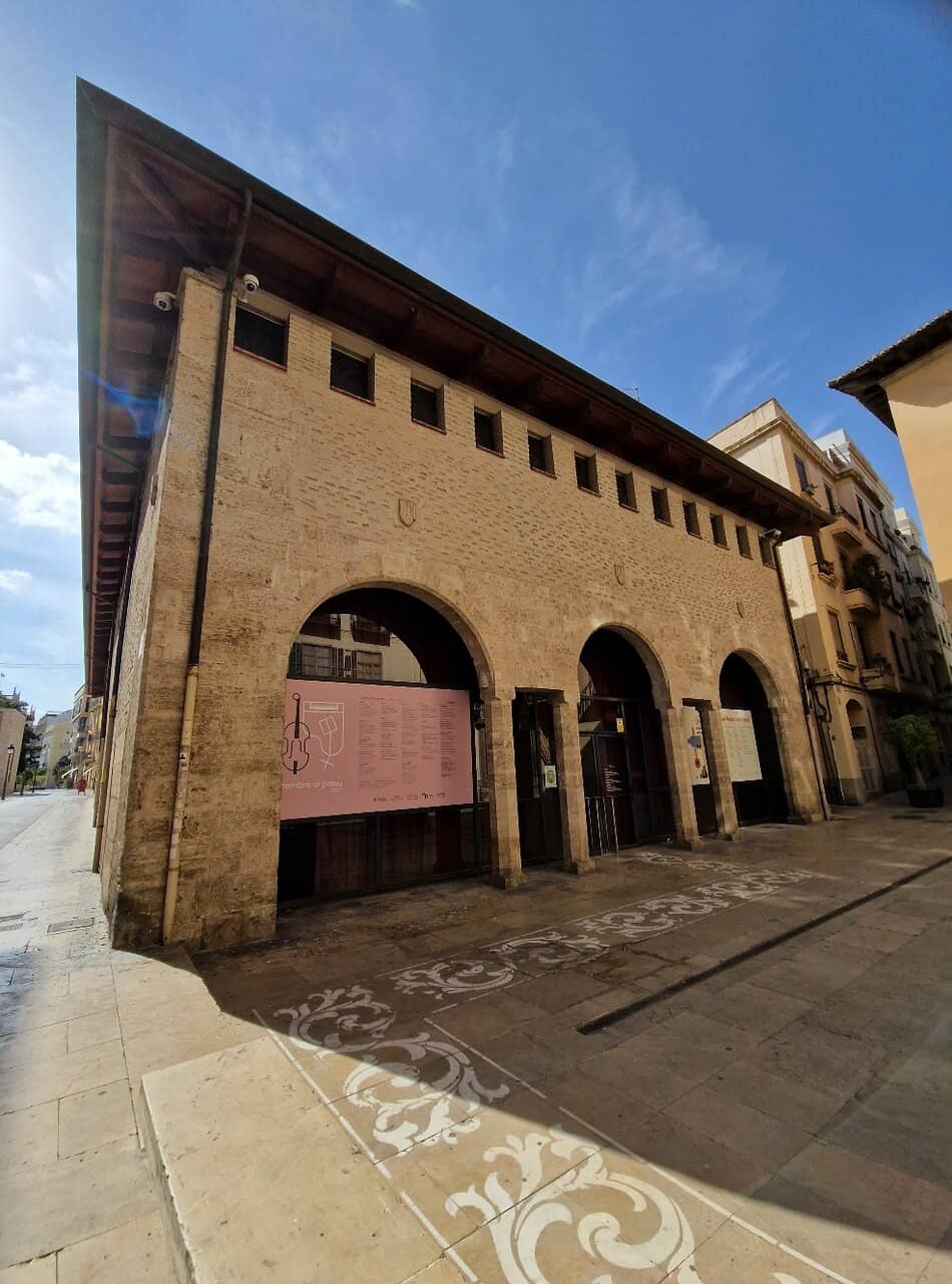 Art & Ecology Exhibitions