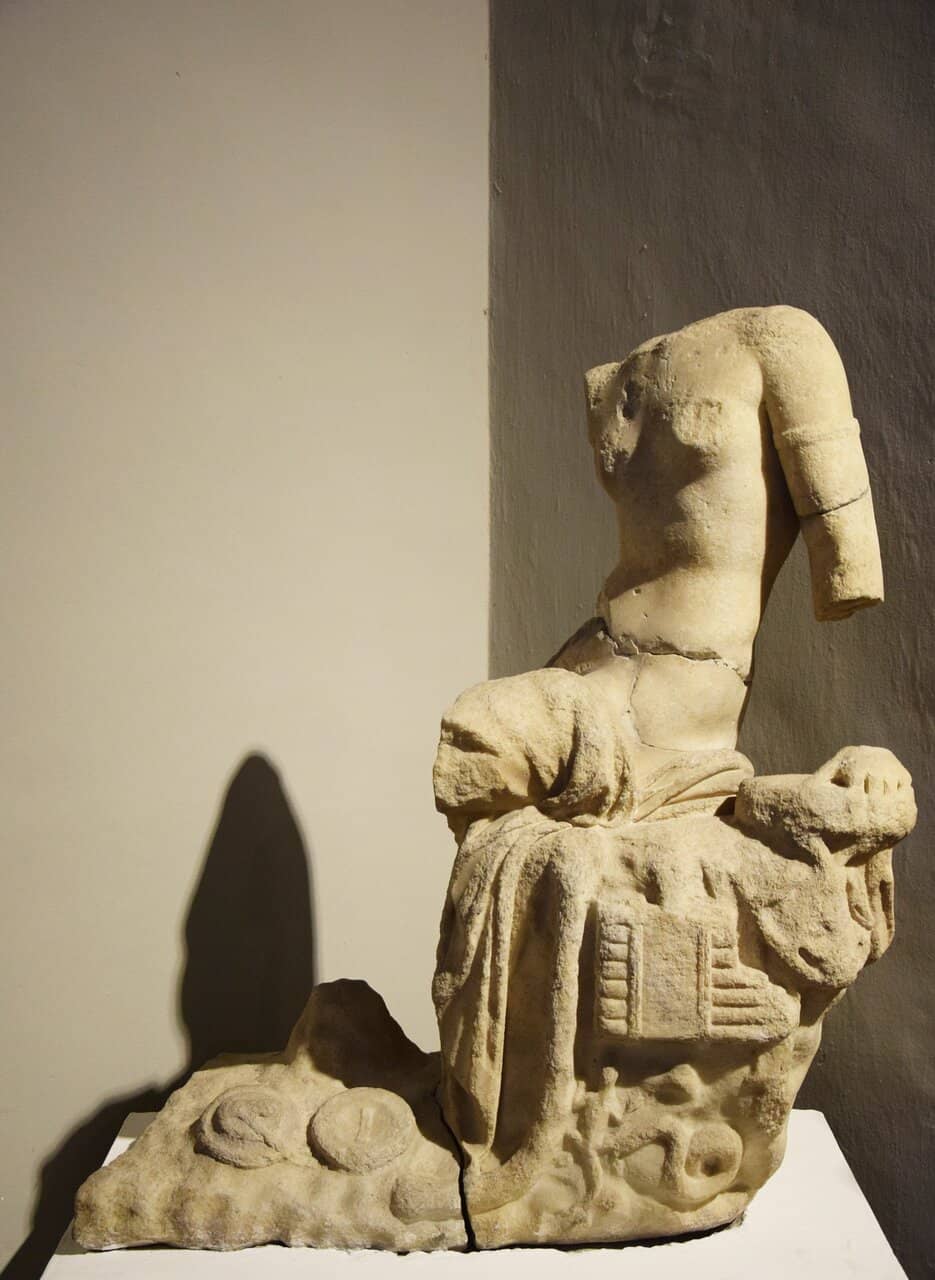 Archaic Hoplite Statue