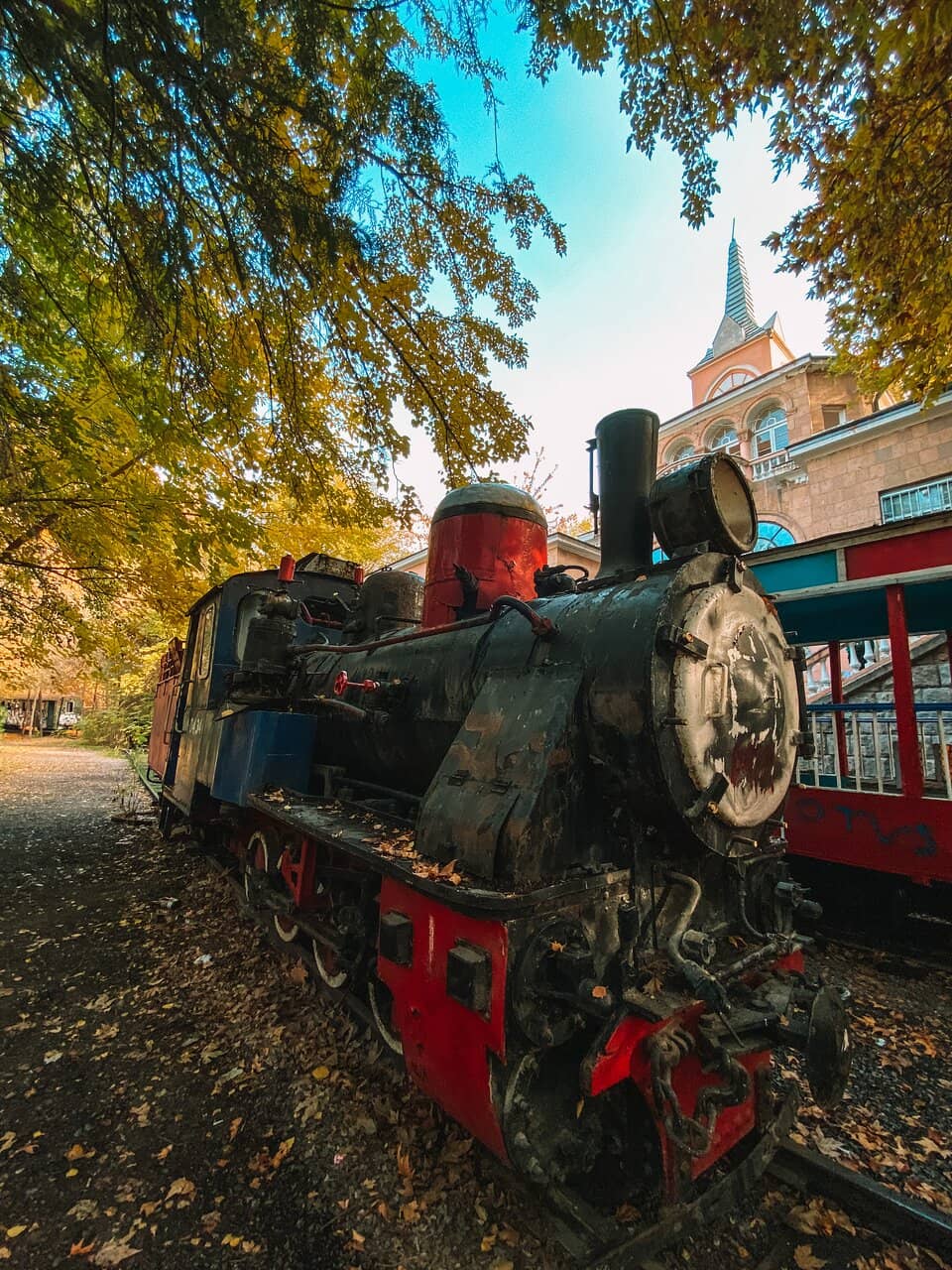 Abandoned Amusement Park Echoes