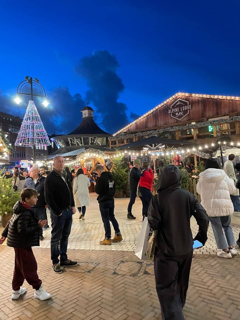 Charming Cafes & Restaurants