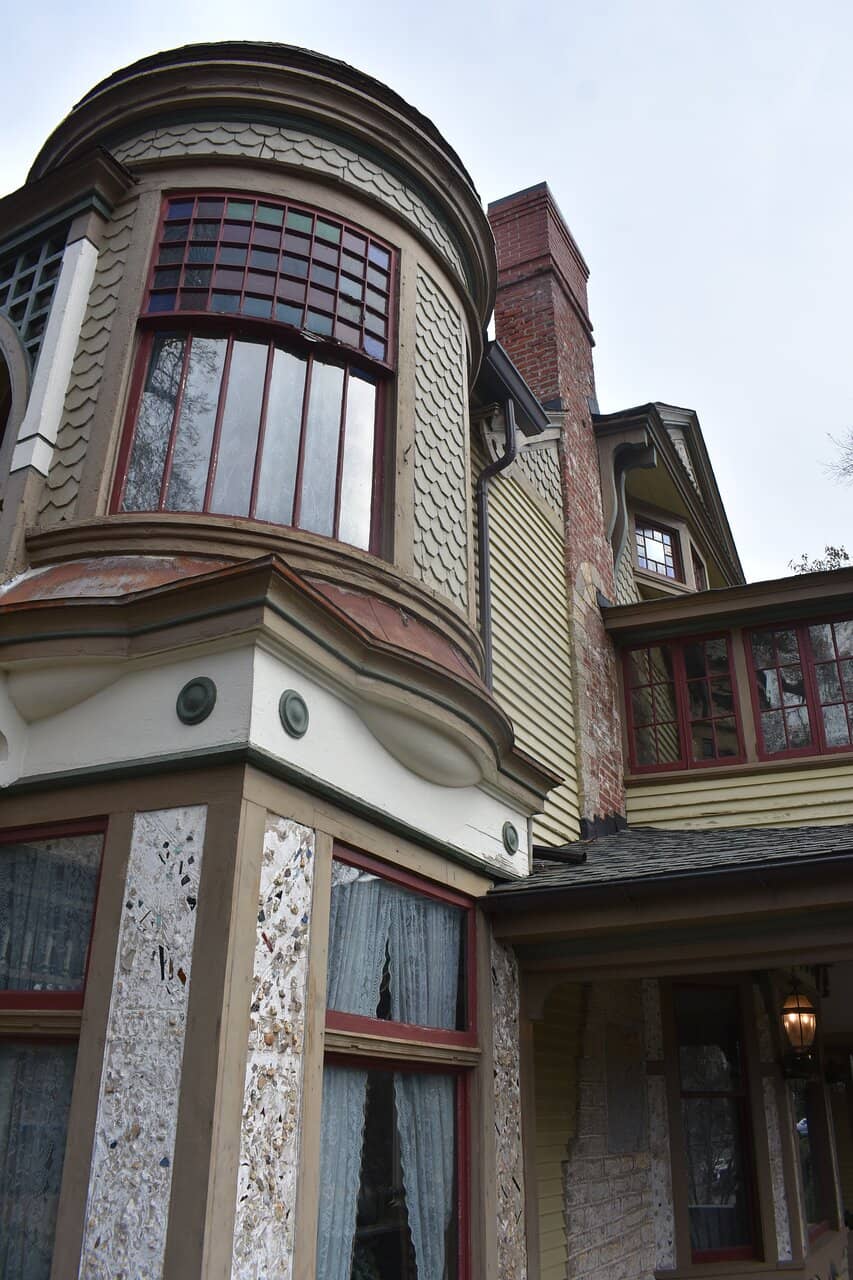 Victorian Furnishings