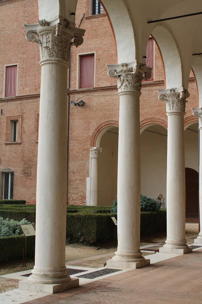 Palazzo Costabili Architecture