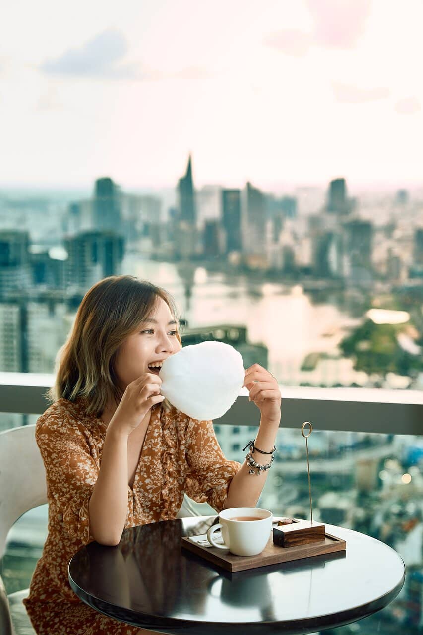 Boho Desert-Style Lounge