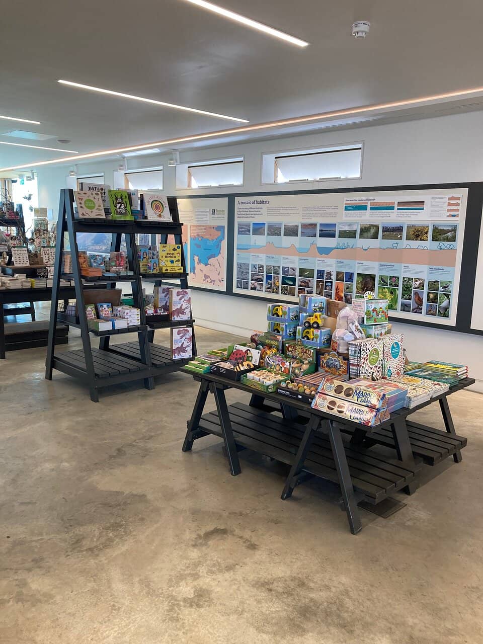 Local Crafts & Gifts