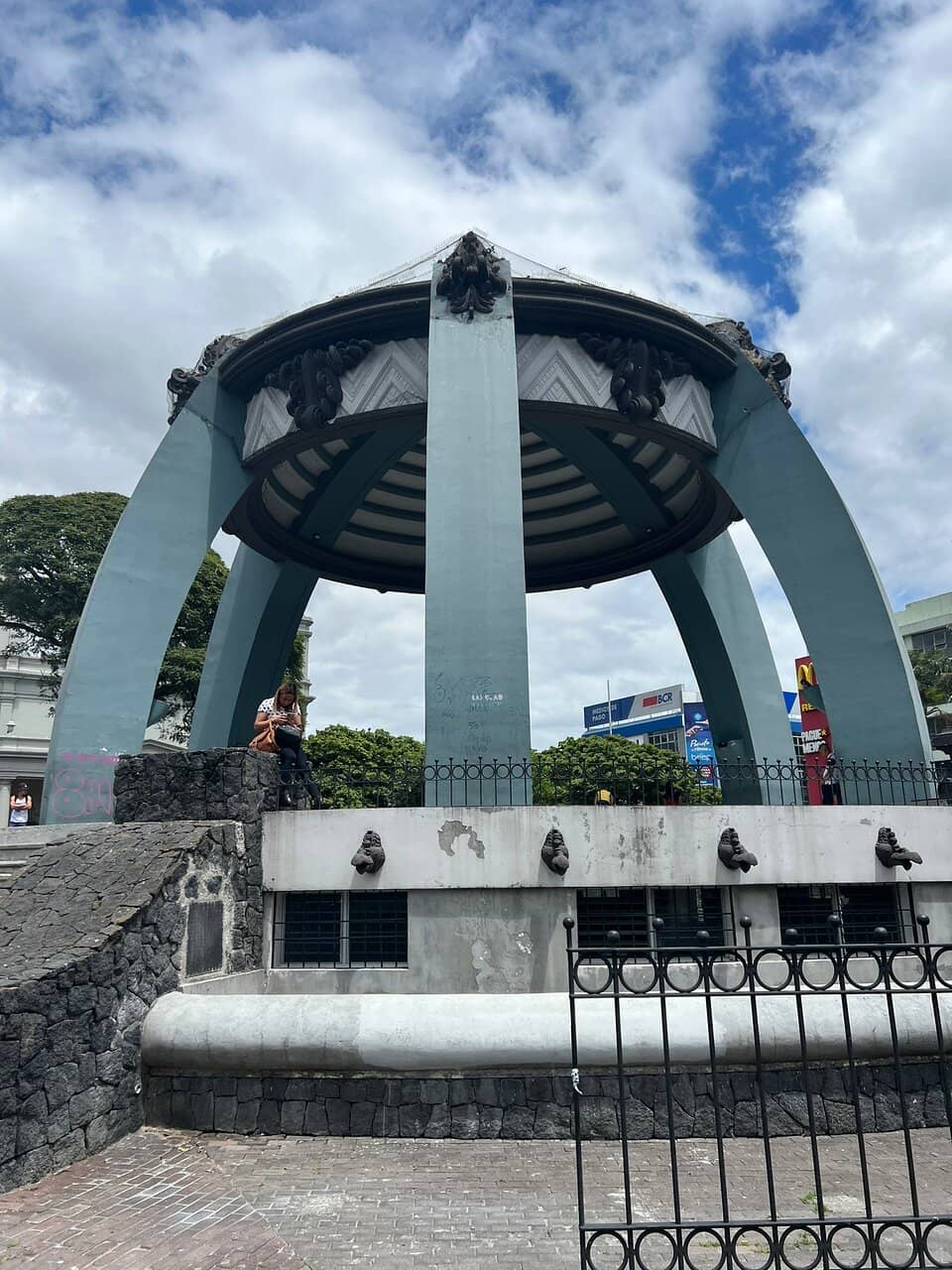 Community Events & Markets