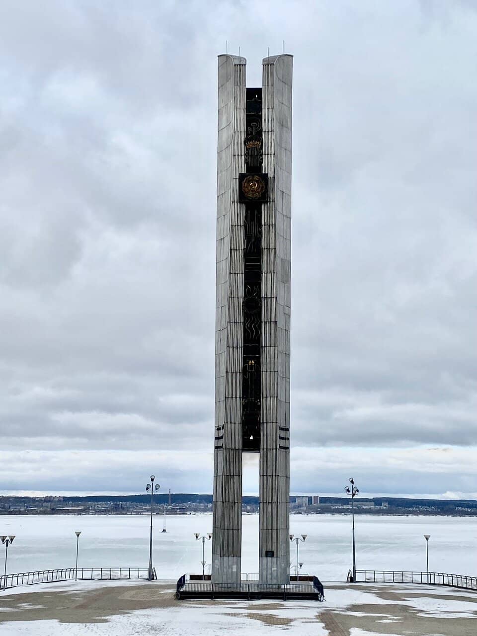 Panoramic Mountain Views