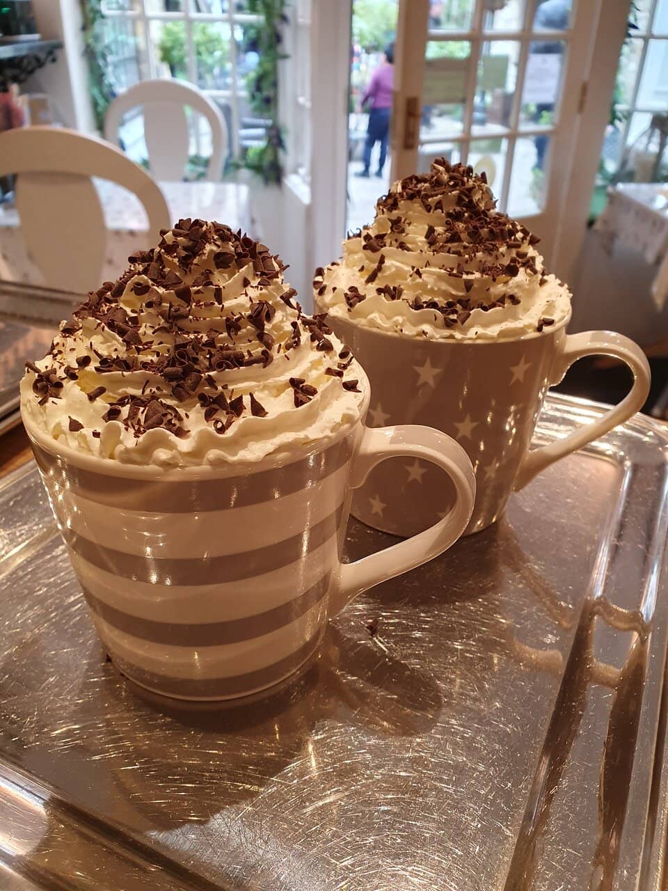 Charming Courtyard Ambiance